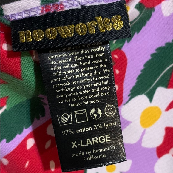 Nooworks Berries Vacation Sleeveless Dress! #EUC - Picture 4 of 5